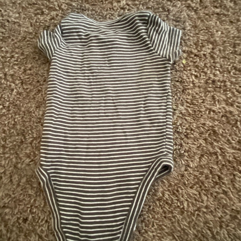 Onesies - Picture 5 of 5